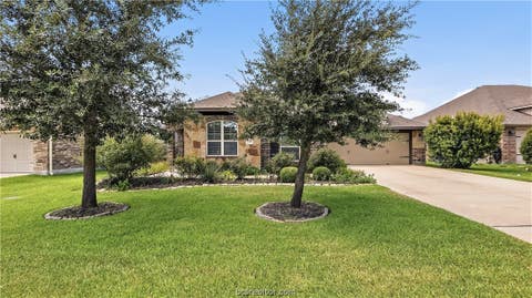 Photo of 3432 Lockett Hall Circle, Bryan, TX 77808 (MLS # 26009710)