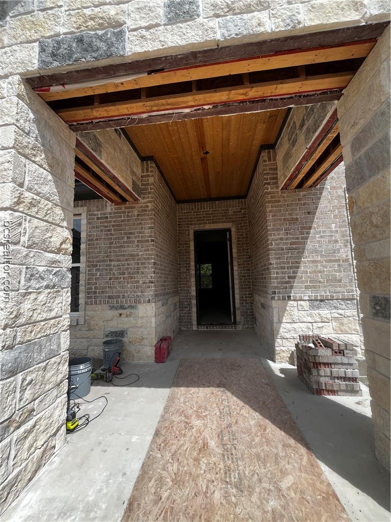 Photo of 2008 Lola Lane, Bryan, TX 77807 (MLS # 26009058)