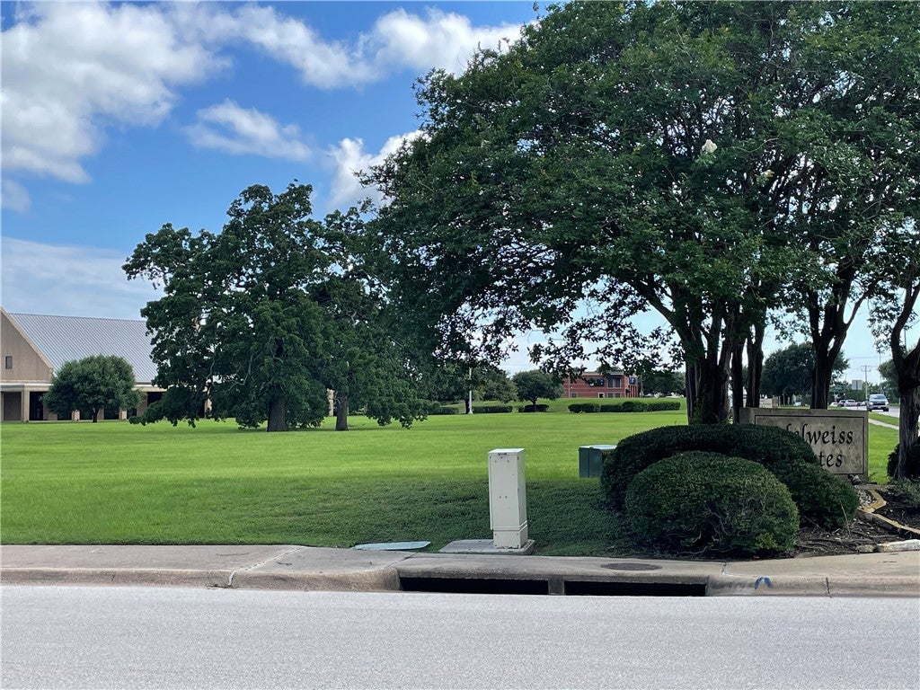 220 Rock Prairie Road