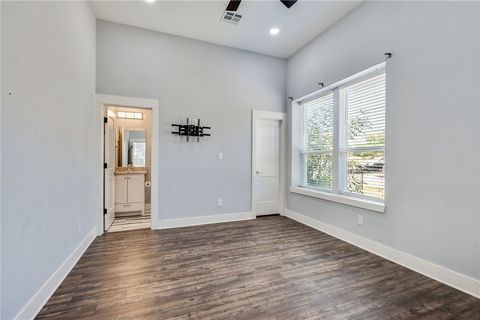 Tiny photo for 507 Walnut Street, Bryan, TX 77803 (MLS # 25011013)