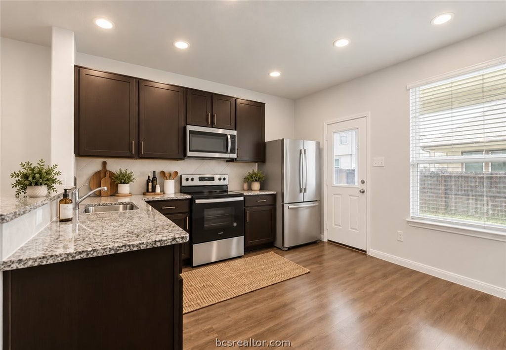 Photo of 4713 Via Verde Way, Bryan, TX 77807 (MLS # 26011043)