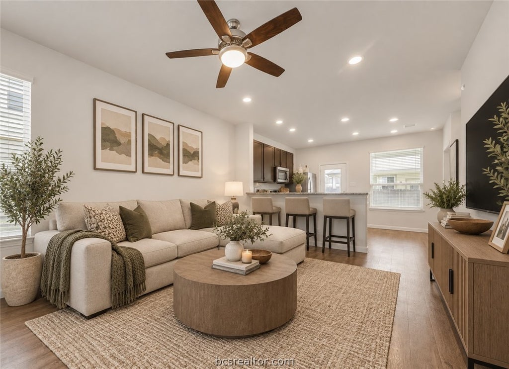 Photo of 4713 Via Verde Way, Bryan, TX 77807 (MLS # 26011043)