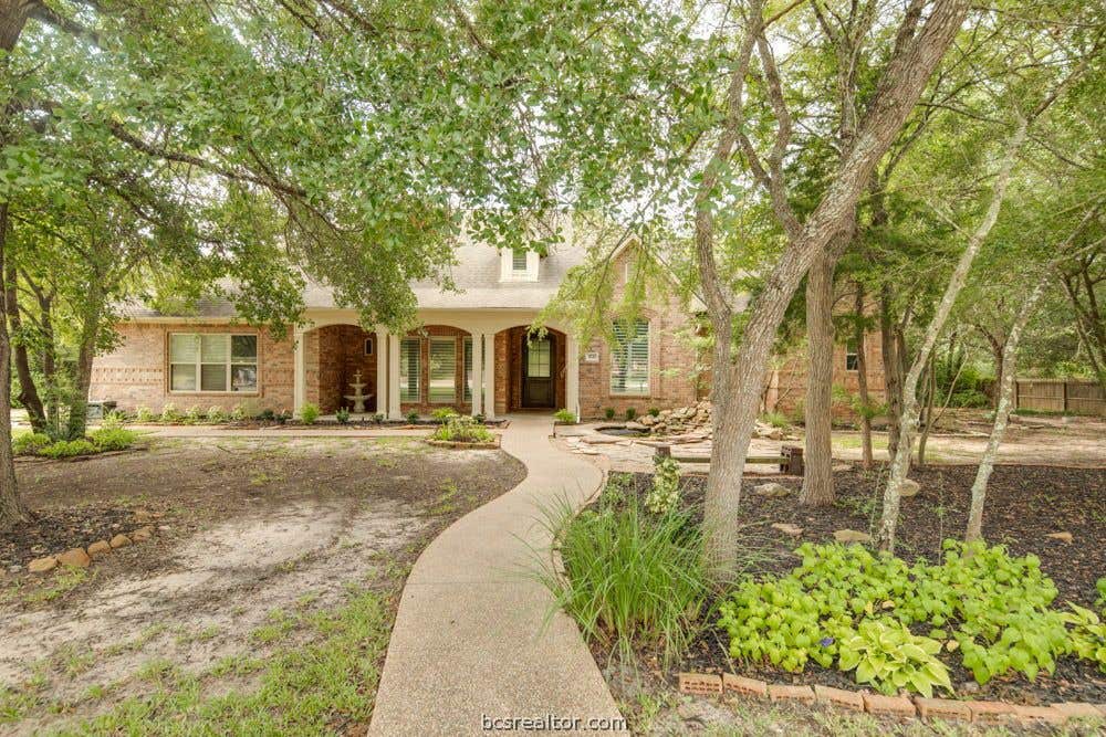 Photo of 4747 Johnson Creek Loop, College Station, TX 77845 (MLS # 26009692)