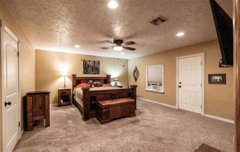 Tiny photo for 116 North Hearne St ST, Franklin, TX 77856 (MLS # 26009097)