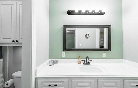Tiny photo for 116 North Hearne St ST, Franklin, TX 77856 (MLS # 26009097)