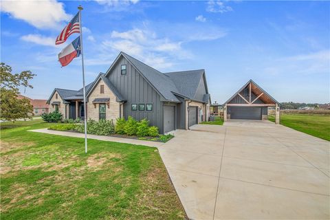 Tiny photo for 7532 Marys Way, Bryan, TX 77808 (MLS # 25012797)