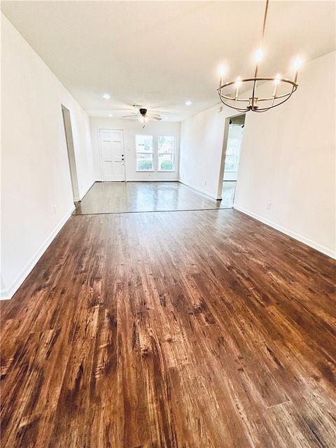 Tiny photo for 701 Malone St. St, Tomball, TX 77375 (MLS # 26003454)