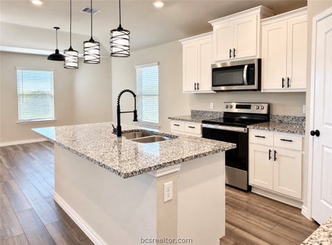 Tiny photo for 2110 Chief Street, Bryan, TX 77807 (MLS # 26012750)
