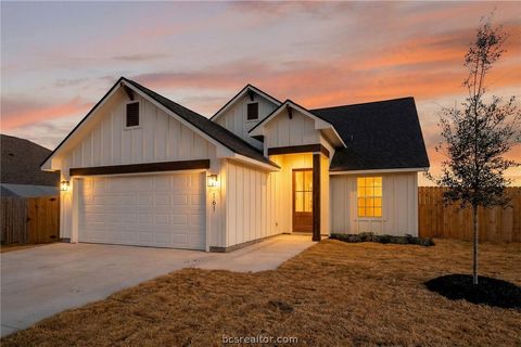 Tiny photo for 161 Turnrow Cove, Snook, TX 77879 (MLS # 26006909)