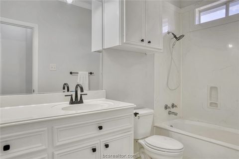 Tiny photo for 5108 Laurel Valley Court, College Station, TX 77845 (MLS # 26004848)