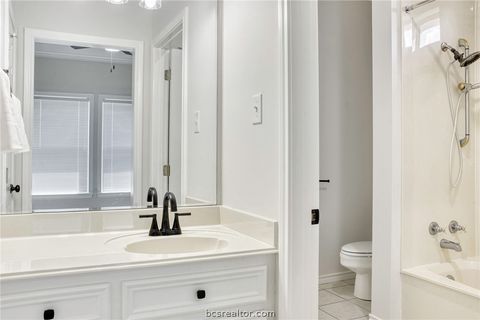 Tiny photo for 5108 Laurel Valley Court, College Station, TX 77845 (MLS # 26004848)