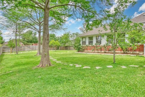 Tiny photo for 5108 Laurel Valley Court, College Station, TX 77845 (MLS # 26004848)