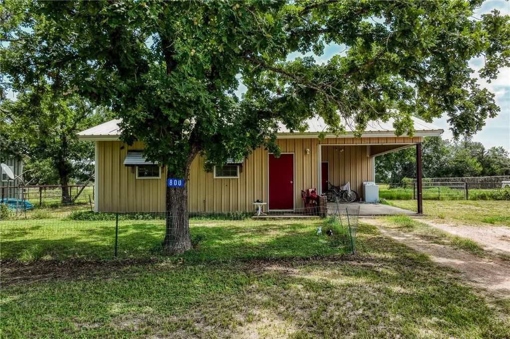 Photo of 800 Waldeck Road, Ledbetter, TX 78946 (MLS # 26001913)