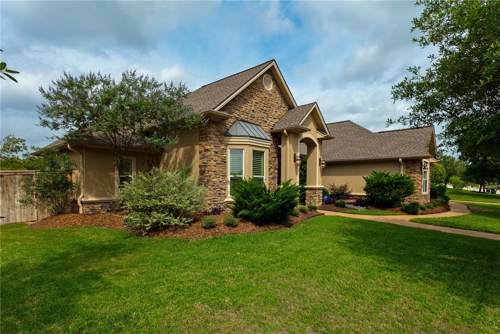 Photo of 5114 Congressional Drive, College Station, TX 77845 (MLS # 26005161)