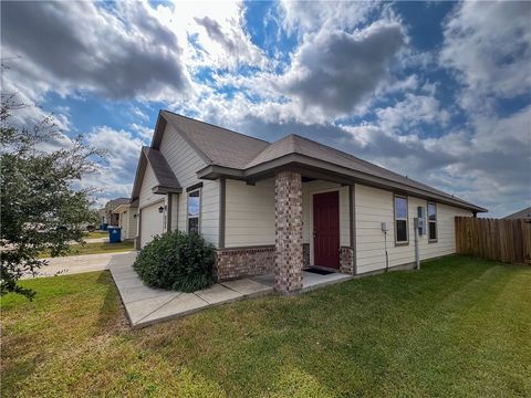 Photo of 108 Dove Landing Ct. Court, Navasota, TX 77868 (MLS # 25011166)