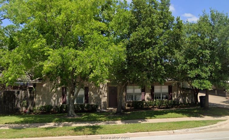 College Station, Texas 77840, United States, 3 Bedrooms Bedrooms, ,3 BathroomsBathrooms,Residential,Pending,50488