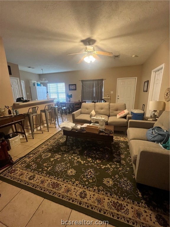 College Station, Texas 77840, United States, 3 Bedrooms Bedrooms, ,3 BathroomsBathrooms,Residential,Pending,50488