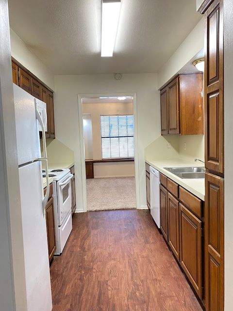 Tiny photo for 1305 W Villa Maria Road #B101, Bryan, TX 77801 (MLS # 26001179)