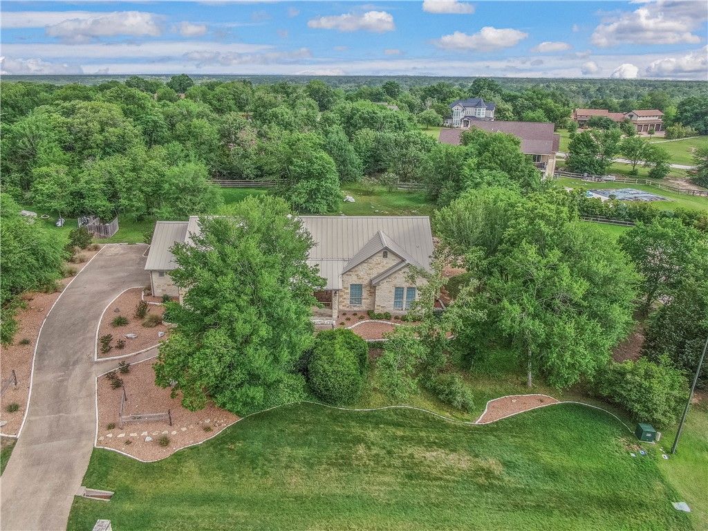 Photo of 4819 Williams Creek Drive, College Station, TX 77845 (MLS # 26004119)