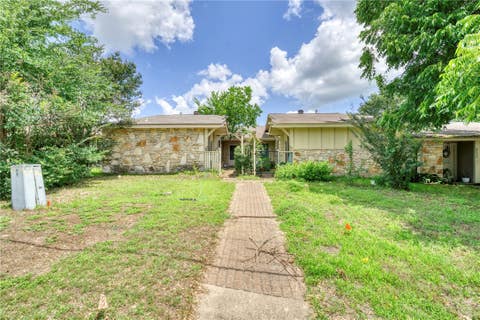 Photo of 2525 LONGMIRE DRIVE DR, College Station, TX 77845 (MLS # 26009084)