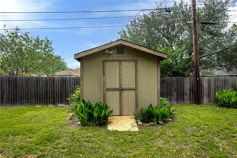 Tiny photo for 4507 Taft Court, Bryan, TX 77802 (MLS # 26005102)