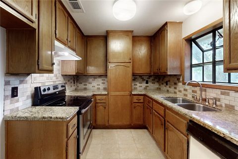 Tiny photo for 4507 Taft Court, Bryan, TX 77802 (MLS # 26005102)