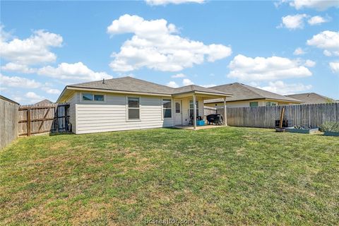 Tiny photo for 5235 Montague Loop, Bryan, TX 77807 (MLS # 26003427)