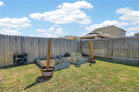 Tiny photo for 5235 Montague Loop, Bryan, TX 77807 (MLS # 26003427)