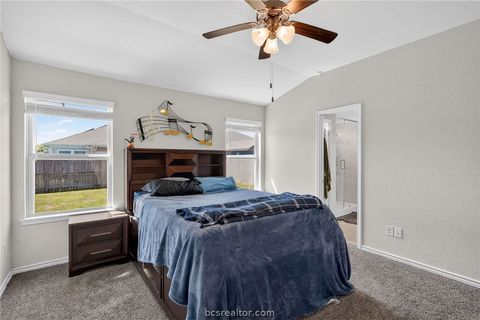 Tiny photo for 5235 Montague Loop, Bryan, TX 77807 (MLS # 26003427)