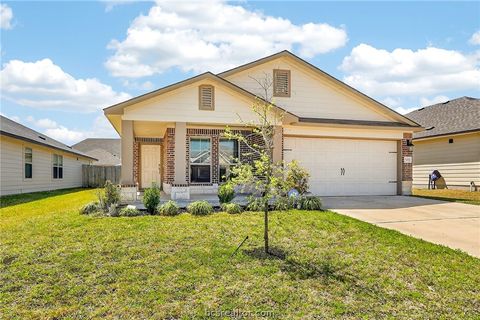 Photo of 5235 Montague Loop, Bryan, TX 77807 (MLS # 26003427)