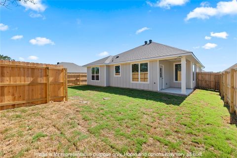 Tiny photo for 2402 Rooke Road, Bryan, TX 77807 (MLS # 25012078)
