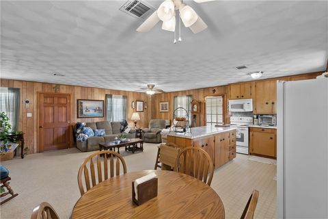 Tiny photo for 508 Lakeview Street, Somerville, TX 77879 (MLS # 26000814)