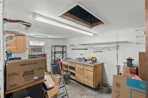 Tiny photo for 508 Lakeview Street, Somerville, TX 77879 (MLS # 26000814)