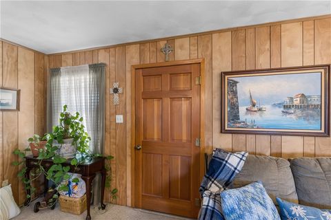 Tiny photo for 508 Lakeview Street, Somerville, TX 77879 (MLS # 26000814)