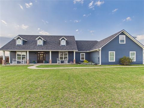 831 Mimosa Lane Franklin TX 77856