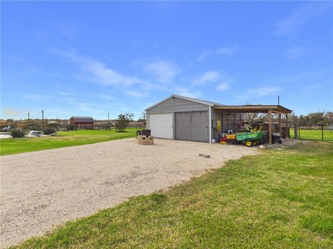 Tiny photo for 831 Mimosa Lane, Franklin, TX 77856 (MLS # 26002940)