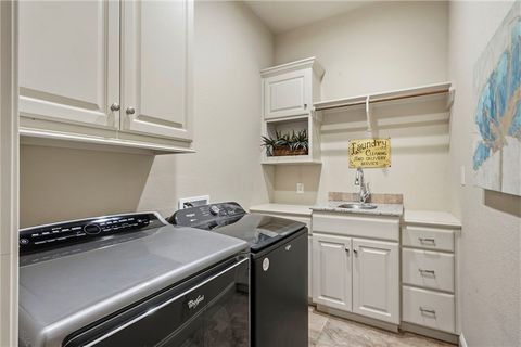 Tiny photo for 2618 Portland Avenue, College Station, TX 77845 (MLS # 26003397)