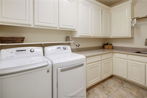 Tiny photo for 2124 Chestnut Oak Circle, College Station, TX 77845 (MLS # 26002215)