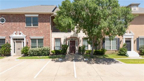 Photo of 428 Forest Drive, College Station, TX 77840 (MLS # 26005284)
