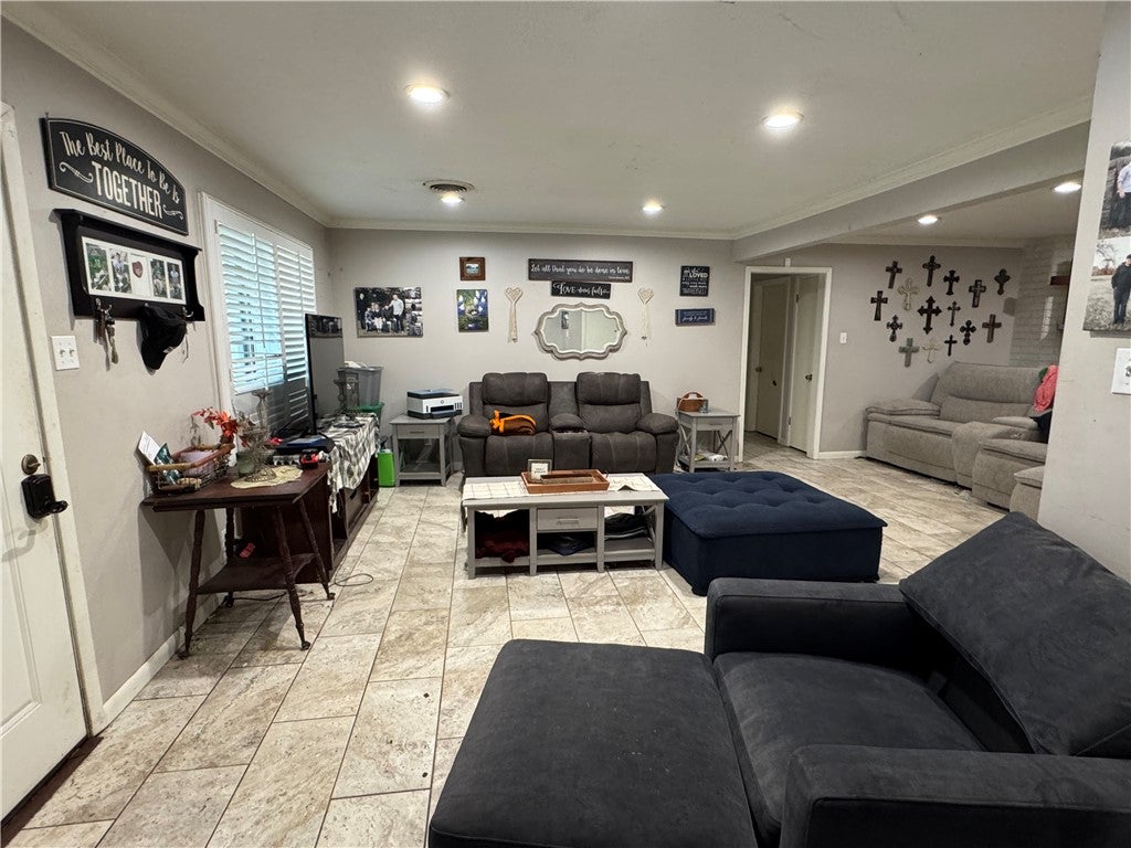 Photo of 2000 Kirk DR, Brenham, TX 77833 (MLS # 26006708)