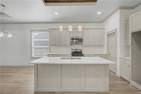 Tiny photo for 1403 Rochester Street, Bryan, TX 77803 (MLS # 26009508)