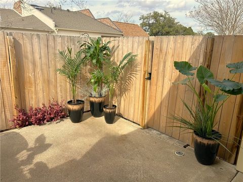 Tiny photo for 1506 Bennett Street, Bryan, TX 77802 (MLS # 26001440)