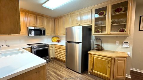 Tiny photo for 1506 Bennett Street, Bryan, TX 77802 (MLS # 26001440)