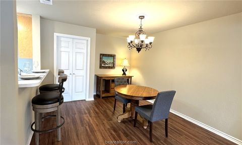 Tiny photo for 1506 Bennett Street, Bryan, TX 77802 (MLS # 26001440)