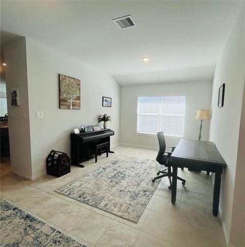 Tiny photo for 1504 McKinney Court Ct, Brenham, TX 77833 (MLS # 26003802)