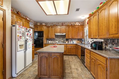 Tiny photo for 9 Sammy Snead Drive, Hilltop Lakes, TX 77871 (MLS # 26001561)