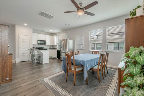 Tiny photo for 1415 Desire Lane, Bryan, TX 77803 (MLS # 25013300)