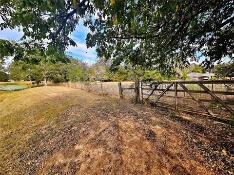 Tiny photo for 2412 CR 424, Dime Box, TX 77853 (MLS # 25010462)