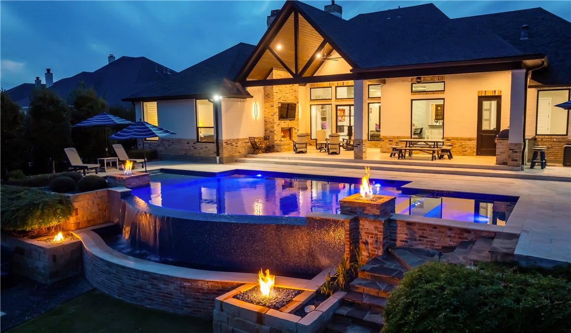 1411 Royal Adelade Drive