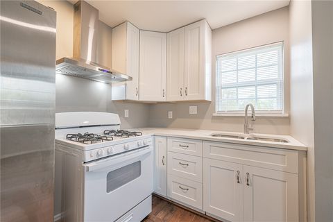 Tiny photo for 708 Frank Street, Navasota, TX 77868 (MLS # 26000897)